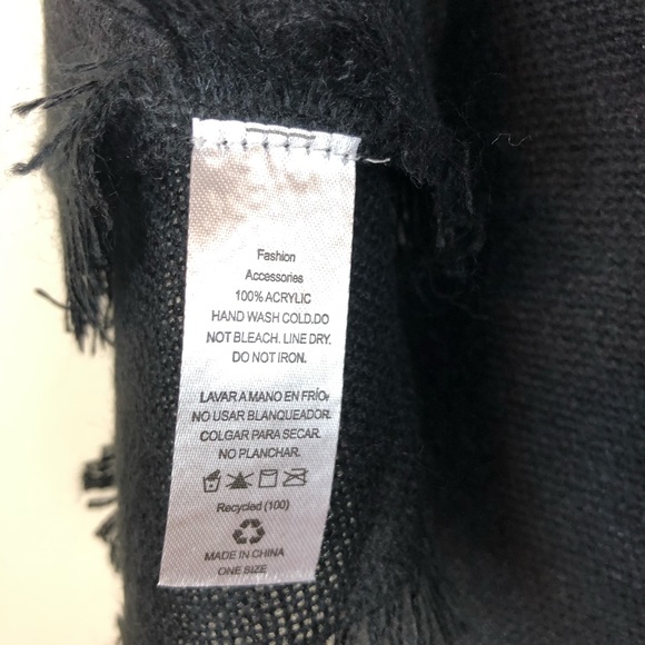 Fashion Accessories Black White Plaid Scarf Red - Picture 4 of 4